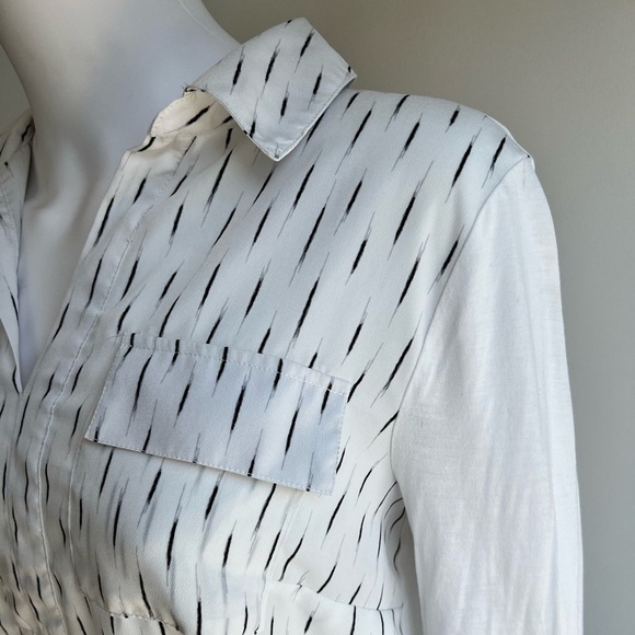 KENSIE | White and Black Pattern Front Blouse with Mixed Fabric - Picture 4 of 6